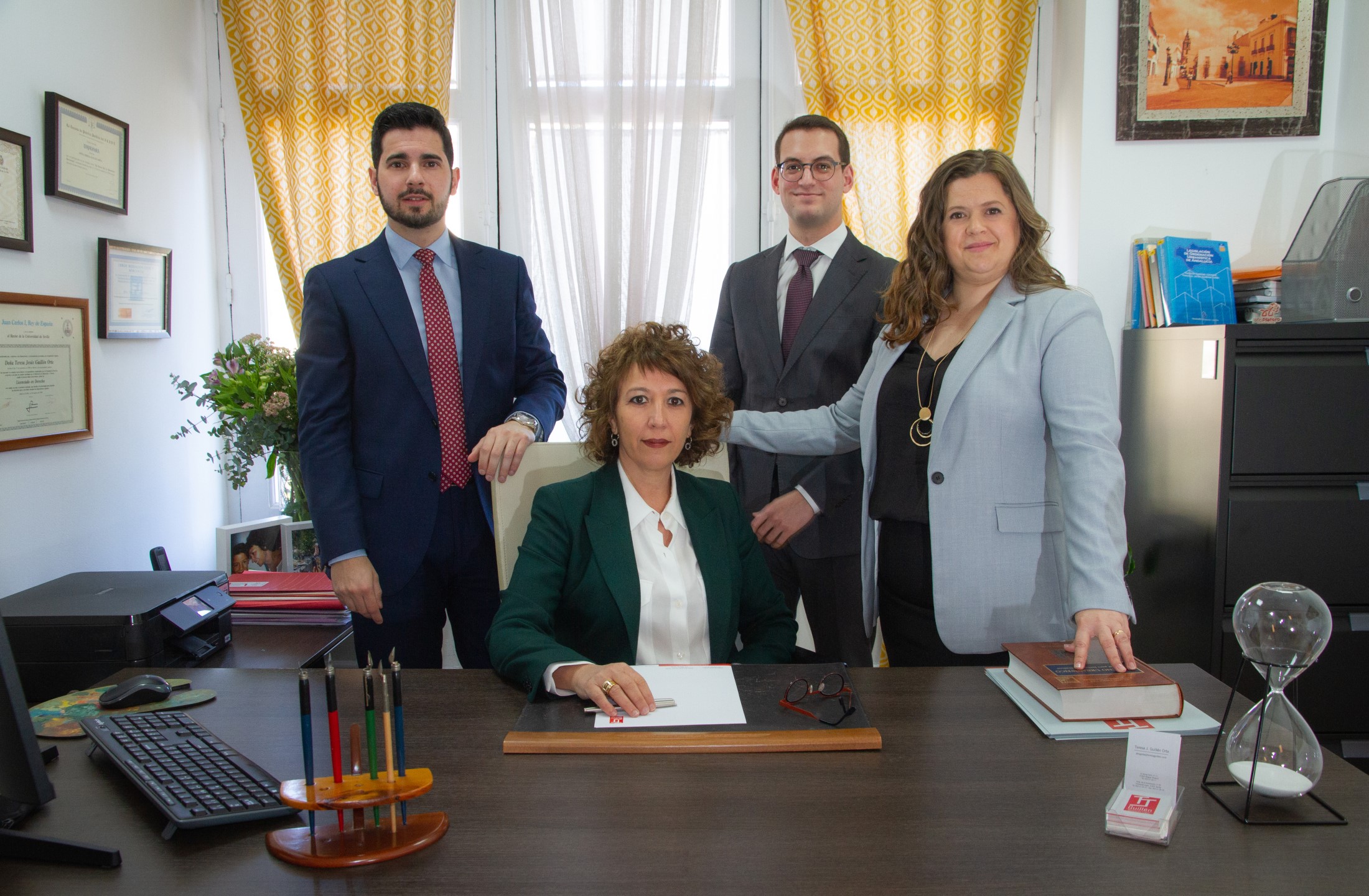 Equipo - TJ Guillén